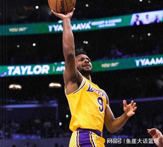 湖人惨败雷霆遭遇两连败 亚历山大三节打卡轰