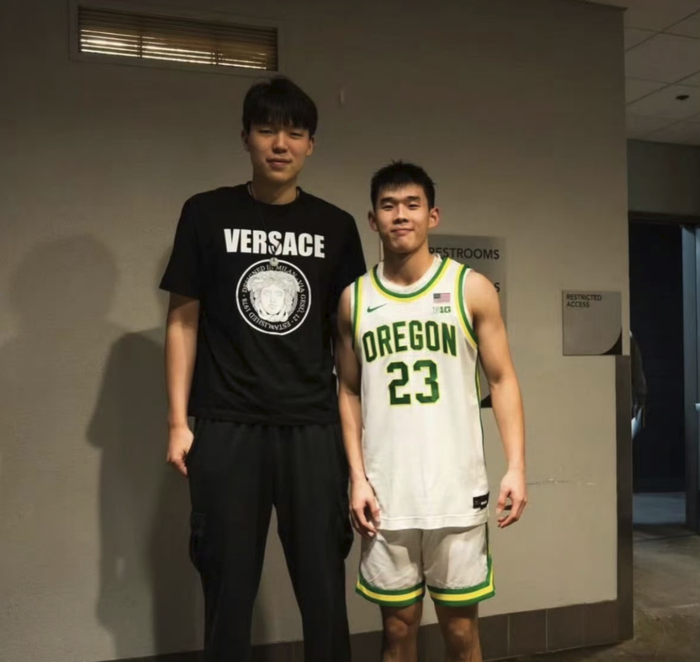 中国篮球新星留洋遇阻：杨瀚森NBA挣扎 林葳NCA